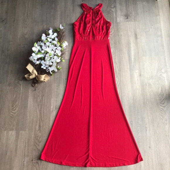 Red Long gown party dress NWT - Picture 3 of 7